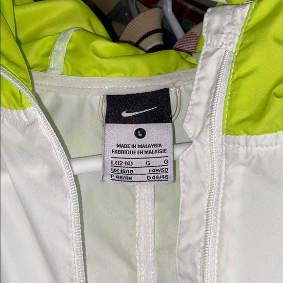 Nike light coat - Picture 2 of 5